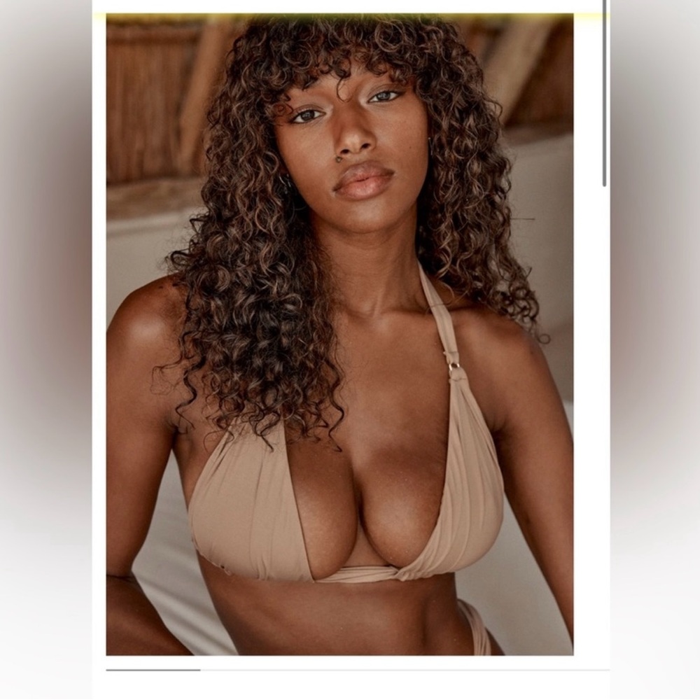 Monday swimwear morroco top in Husk color